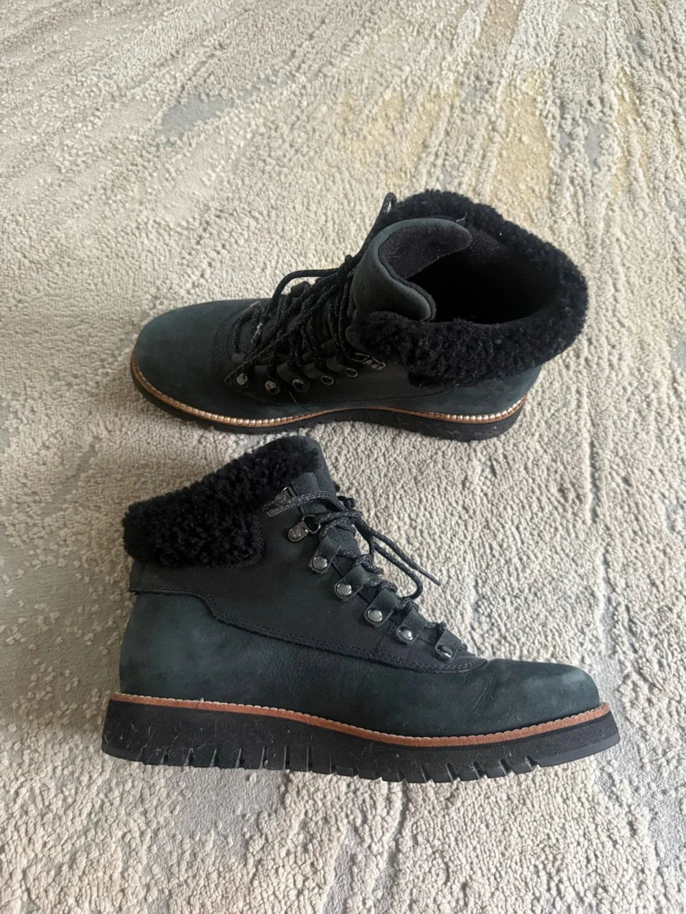 Cole Haan Grand Explorer Boots Waterproof Black Lace Up shearling fur boots 8